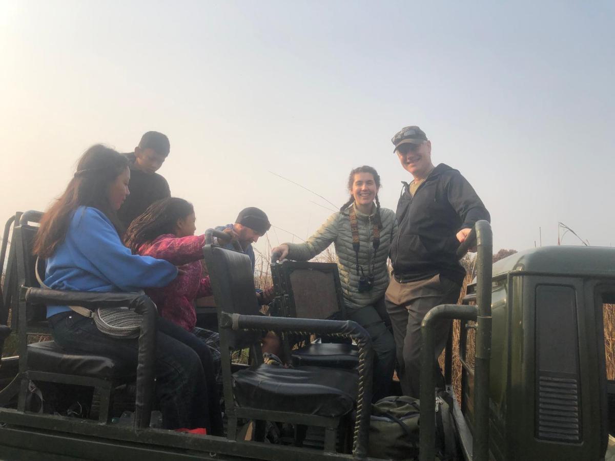 Tara Guesthouse - Sauraha,Chitwan エクステリア 写真